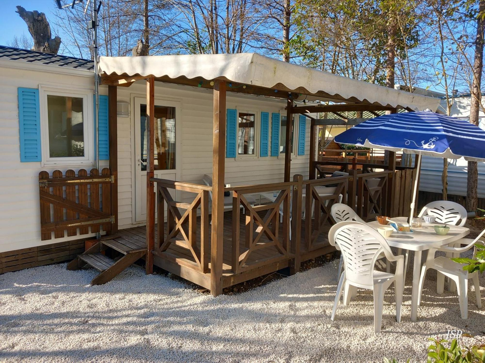 Mobilhome Les Volets Bleus Vaudreuille Exterior photo