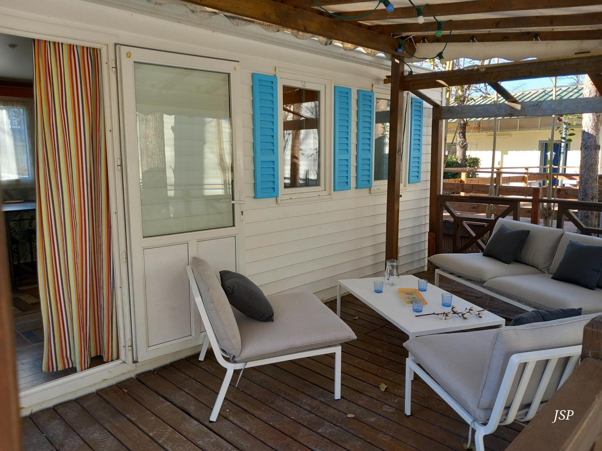 Mobilhome Les Volets Bleus Vaudreuille Exterior photo